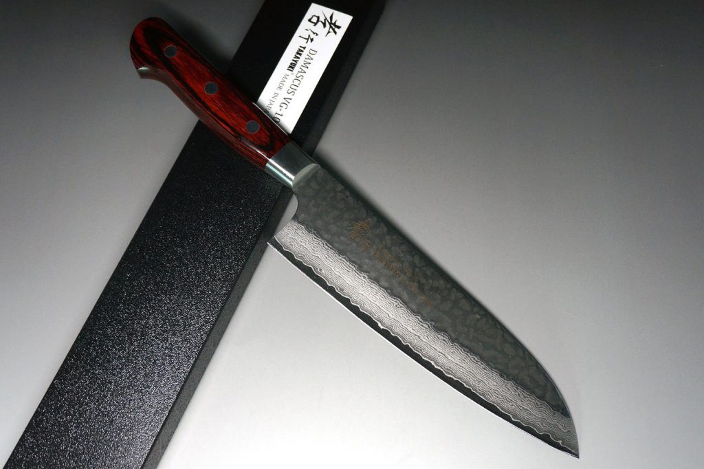 Features of the Sakai Takayuki Santoku Knife